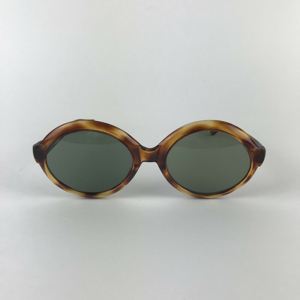 Vintage Made in Italy Tortoise Shell Oval Sunglass